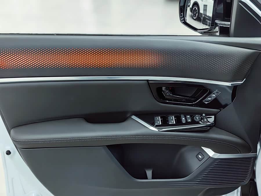 Honda P7 2025 car image #12