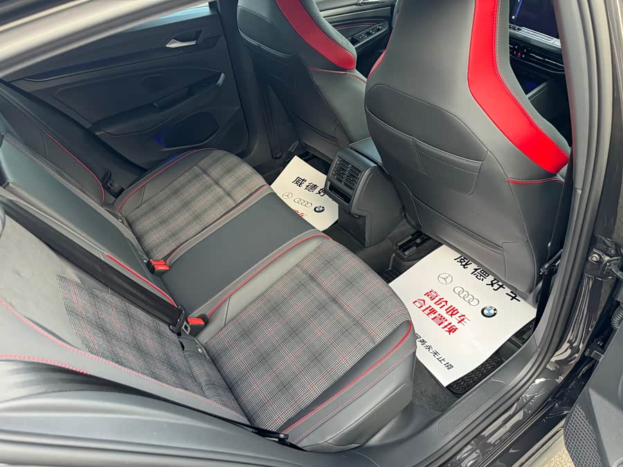 Volkswagen GolfGTI 2022 car image #12