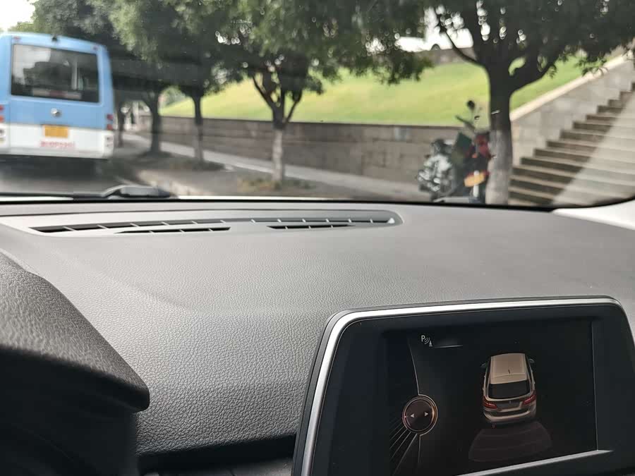 BMW 2 Series Tourer 2017 صورة سيارة #12