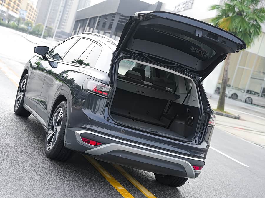 Volkswagen ID.6 Crozz 2023 immagine di auto #12