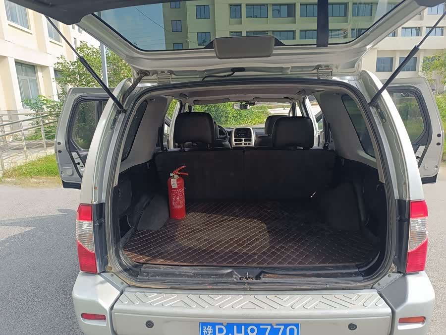 日产 日产帕拉丁 2010 汽车图片 #12