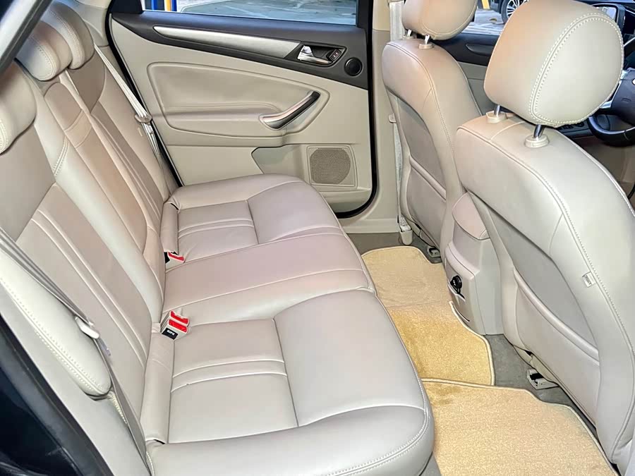 Ford Mondeo-Zhisheng 2012 car image #12