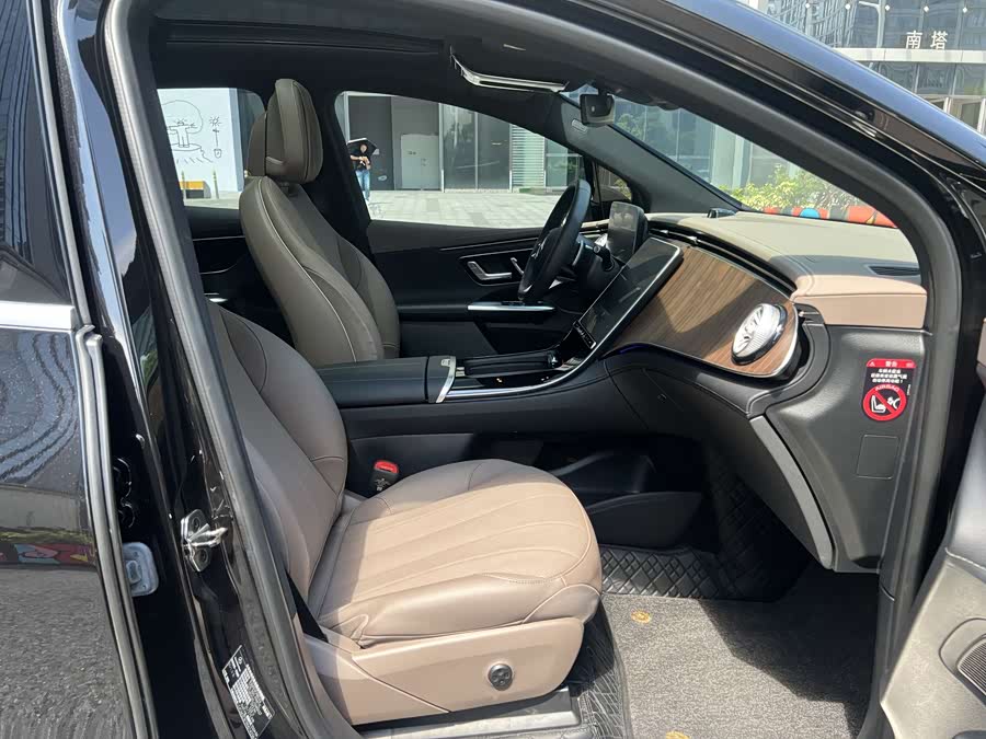 Mercedes-Benz EQE SUV 2024 car image #12