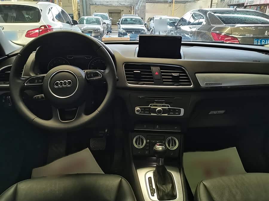 Audi Q3 (Imported) 2013 #12 Audi Q3 (Imported) 2013 immagine di auto #12