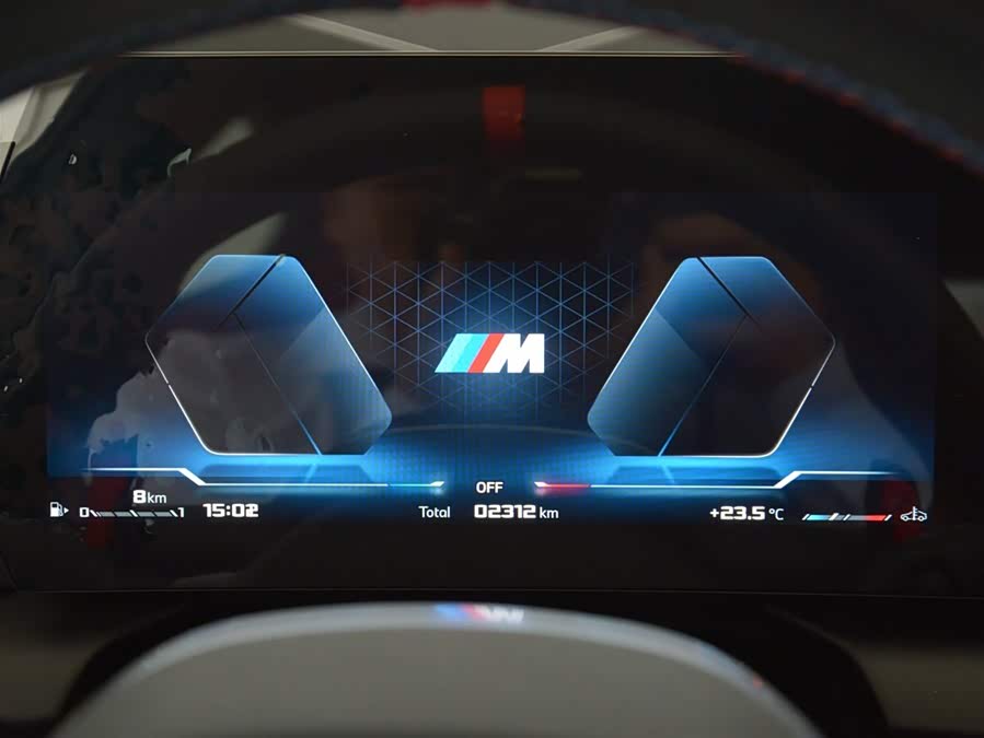 BMW M235L 2025 car image #12