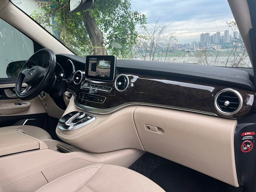 Mercedes-Benz V Class 2019 #12 Mercedes-Benz V Class 2019 car image #12