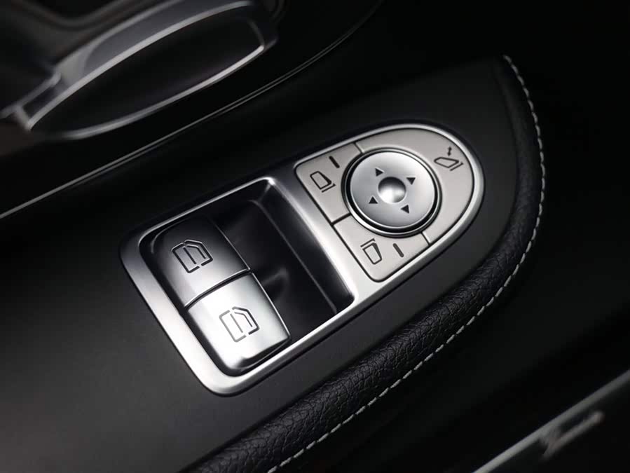 Mercedes-Benz V Class 2024 #12 Mercedes-Benz V Class 2024 car image #12