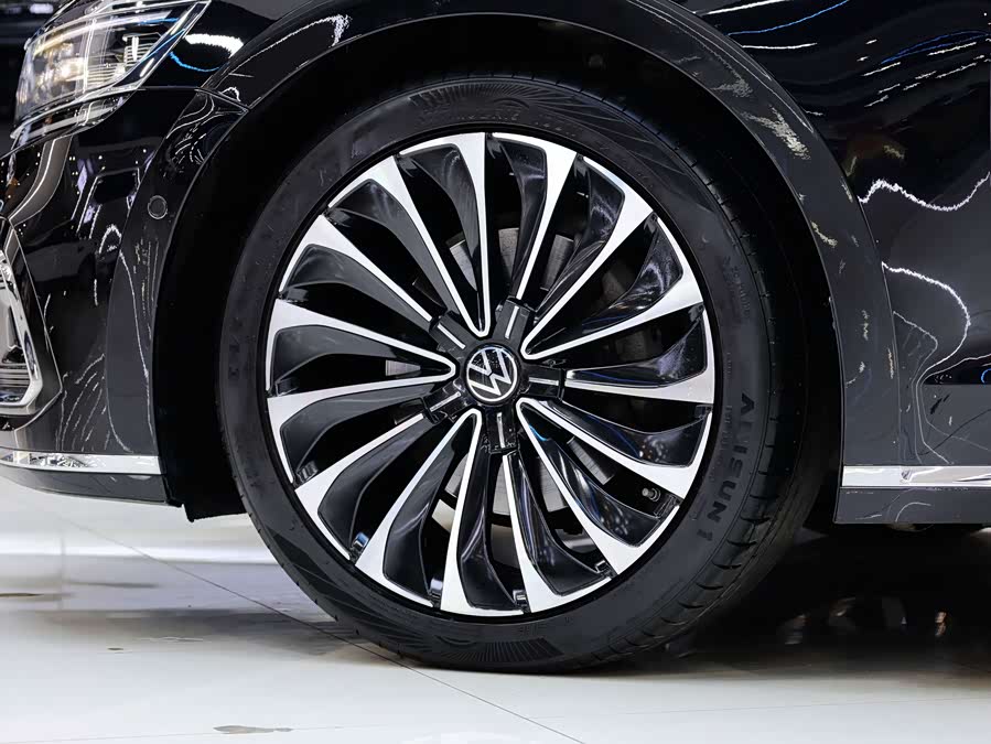 Volkswagen Phideon 2023 immagine di auto #12