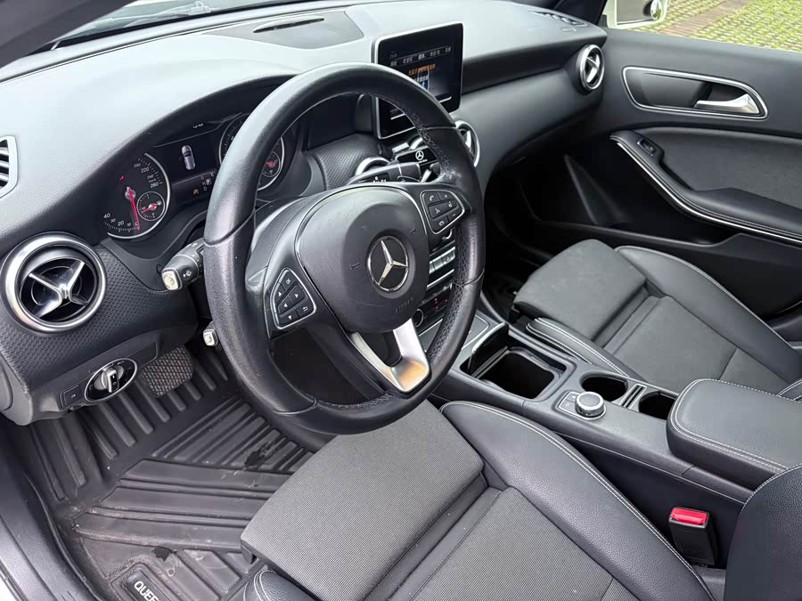Mercedes-Benz A Class (Imported) 2016 car image #12