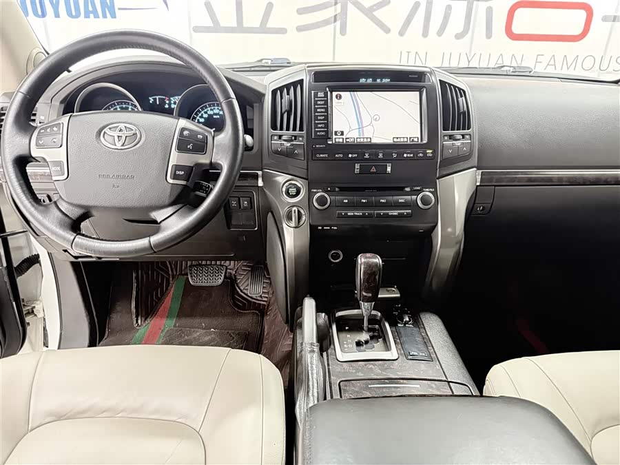 Toyota Land Cruiser 2009 #12 Toyota Land Cruiser 2009 car image #12