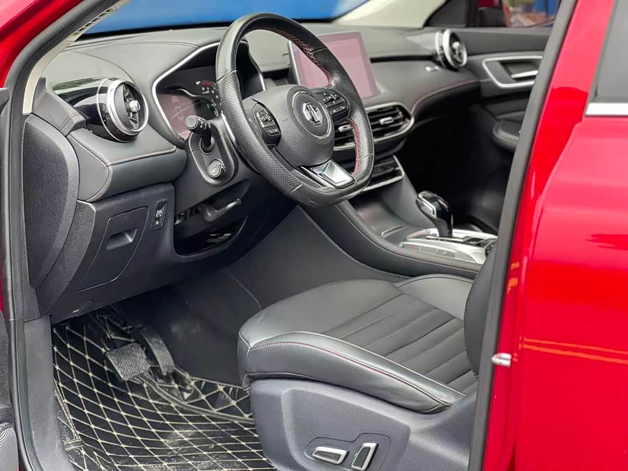 MG HS 2019 car image #12