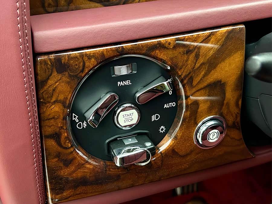 劳斯莱斯 幻影 2013 汽车图片 #12