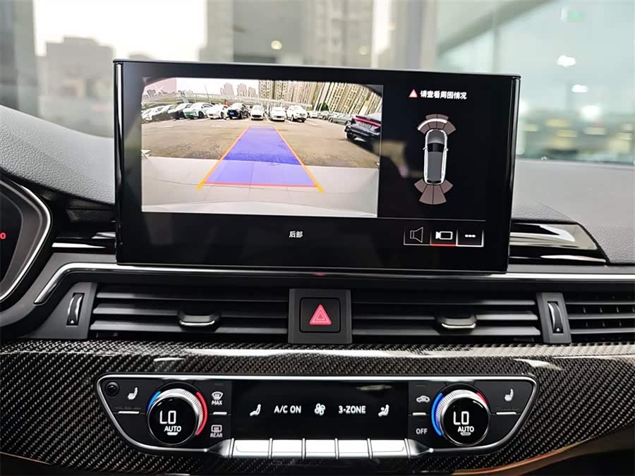 Audi RS 4 2023 car image #12