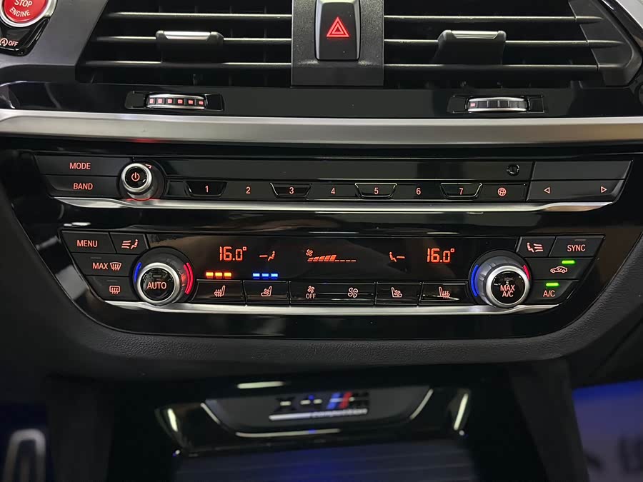 BMW X4 M 2020 immagine di auto #12