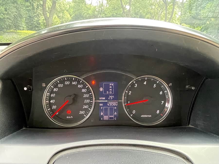 Toyota Reiz 2009 immagine di auto #12