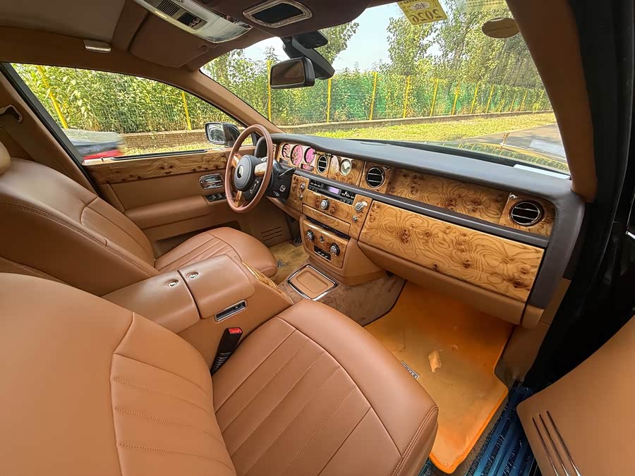 Rolls-Royce Phantom 2008 car image #12