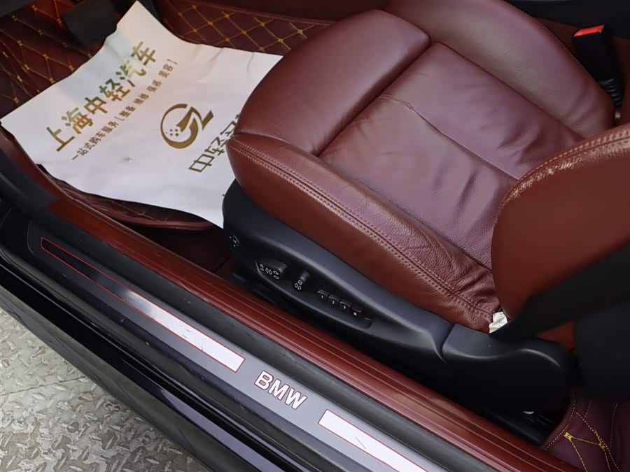 BMW 6 Series 2011 car image #12