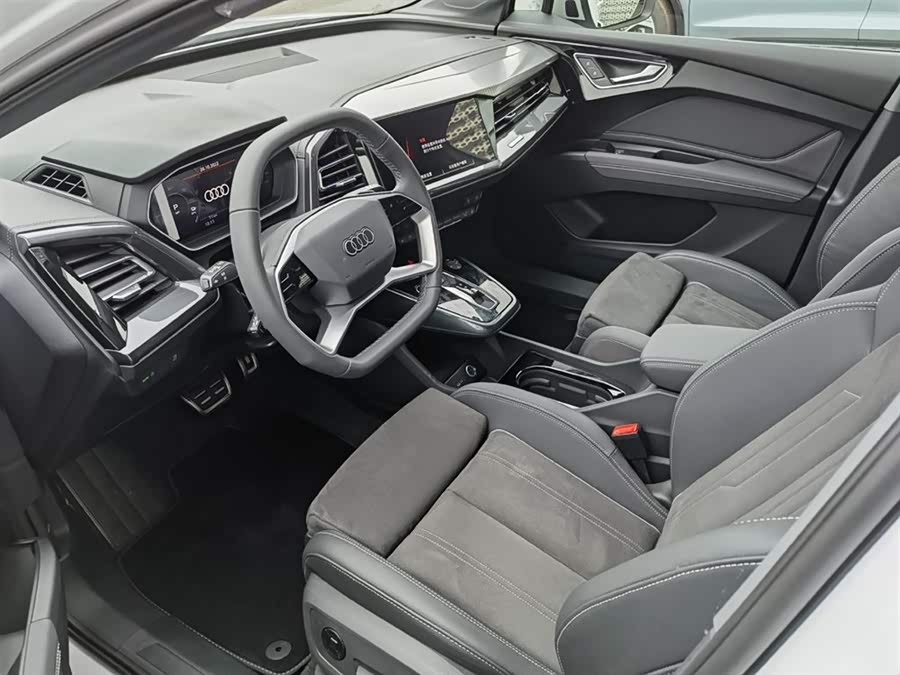 Audi Q4 e-tron 2022 imagem de carro #12