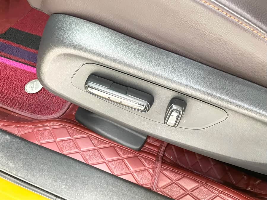 Honda ZR-V 2022 #12 Honda ZR-V 2022 car image #12