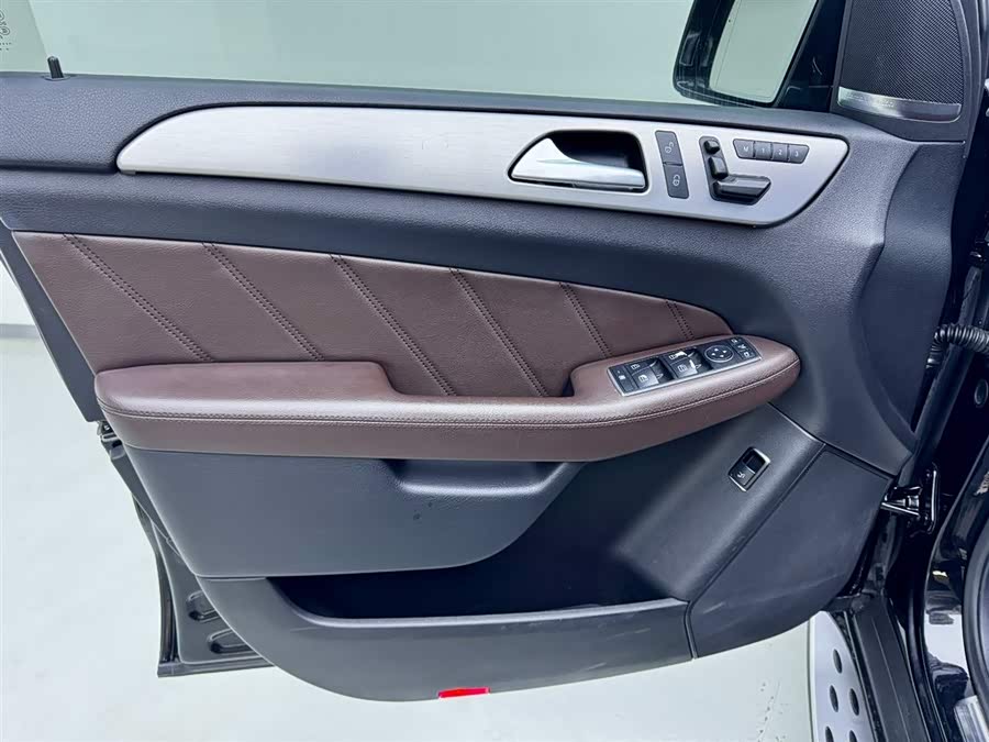 Mercedes-Benz M AMG 2014 صورة سيارة #12