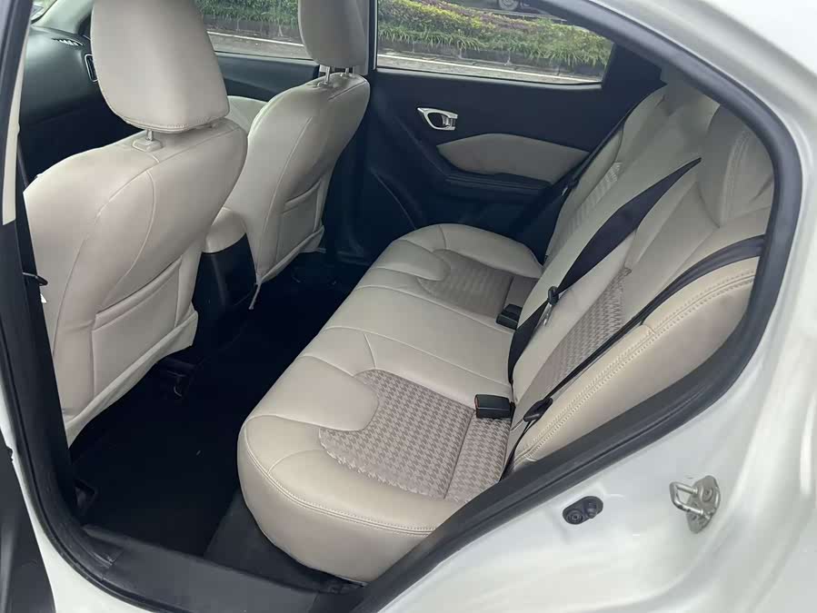 GAC Trumpchi GA3S 2017 imagem de carro #12