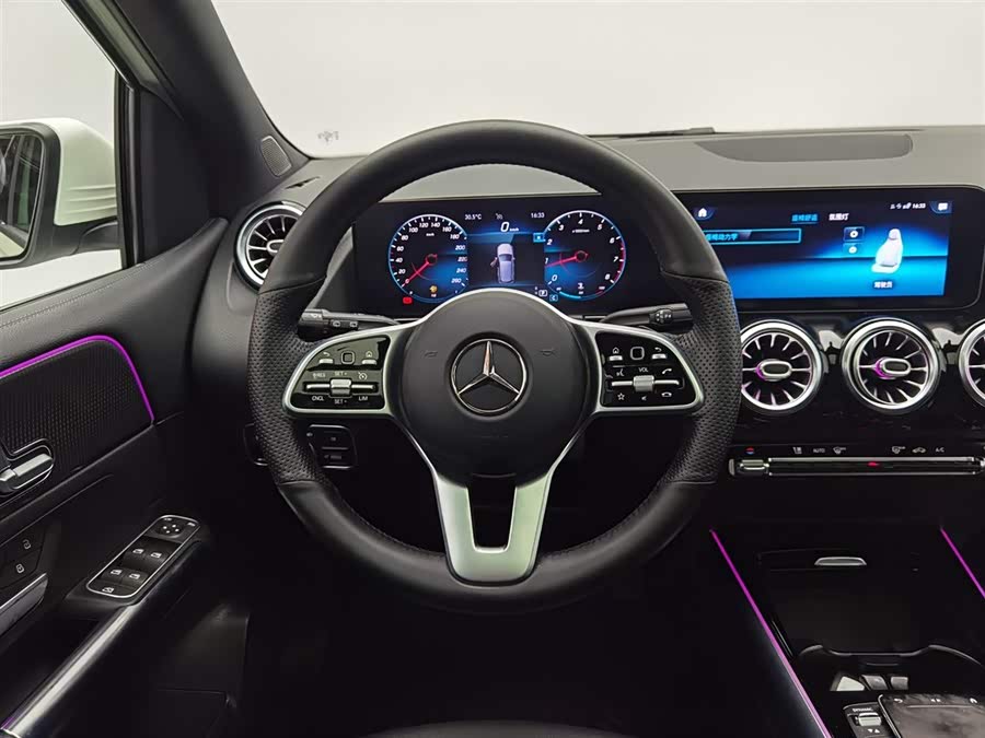 Mercedes-Benz B Class 2021 car image #12