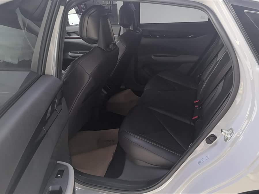 Changan UNI-V 2023 car image #12