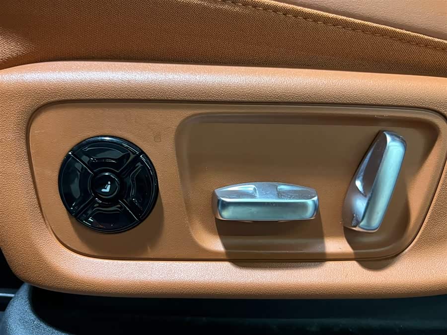 Li L6 2024 imagen de coche #12