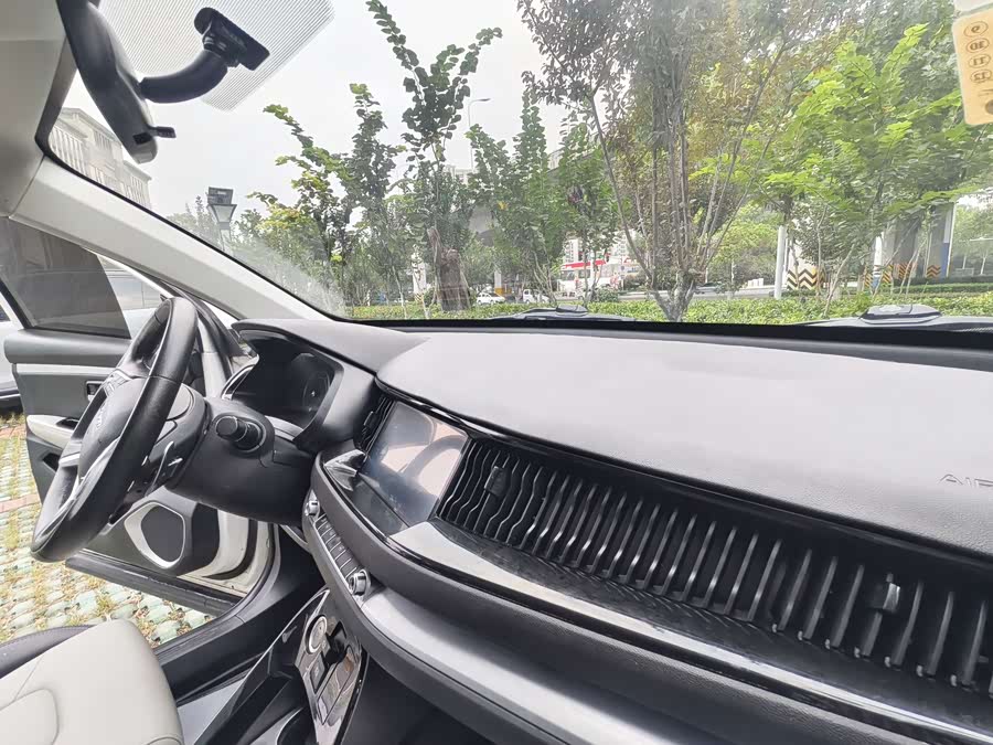 Haval H2s 2018 car image #12