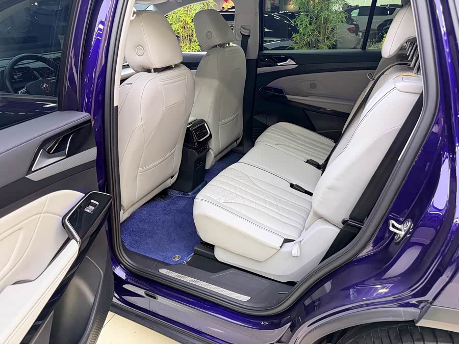 Volkswagen ID.6 X 2022 #12 Volkswagen ID.6 X 2022 immagine di auto #12