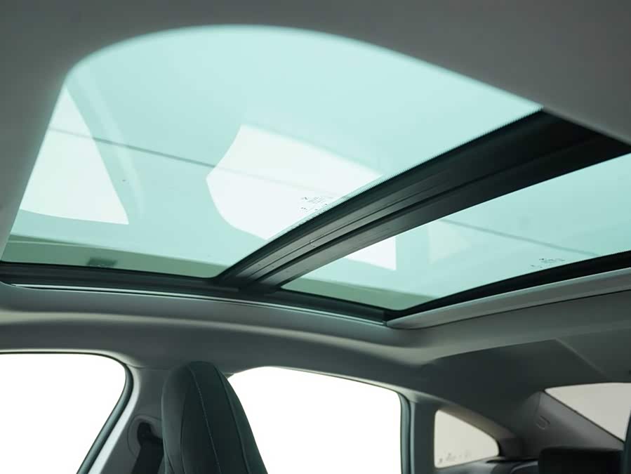 BMW 2 Series (Imported) 2024 immagine di auto #12