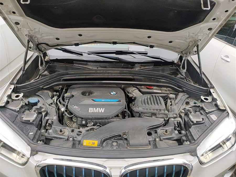 BMW X1 New Energy 2018 car image #12