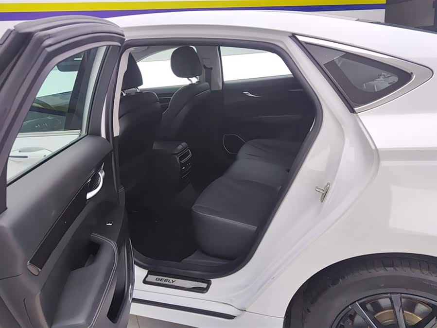 GEELY Ulion New Energy 2021 car image #12