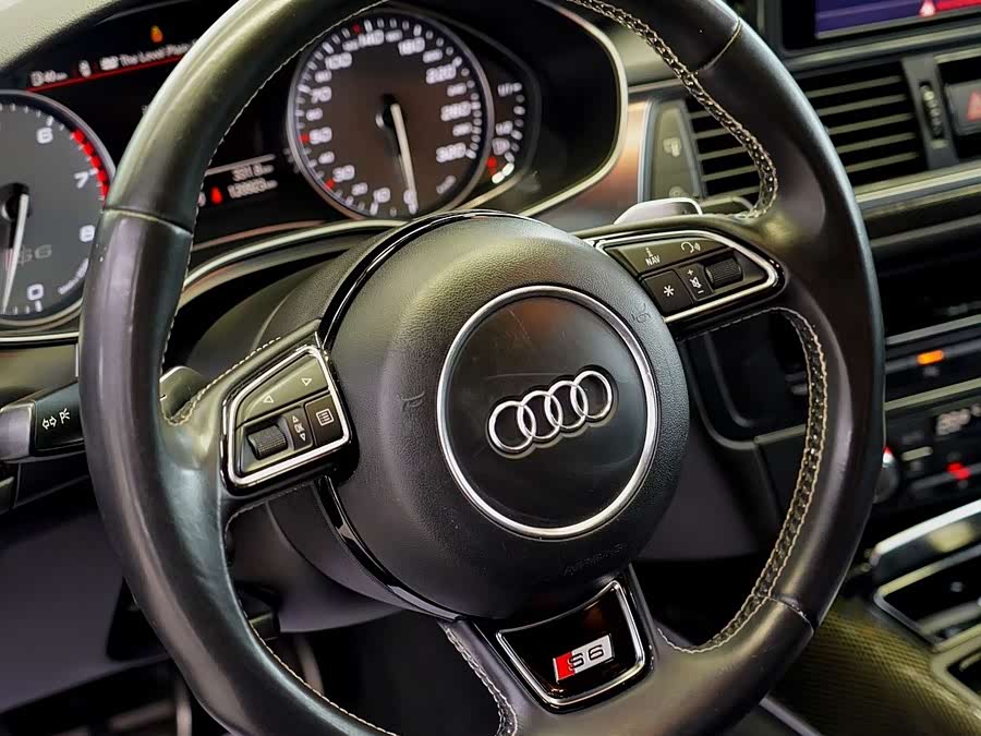 Audi S6 2014 imagem de carro #12