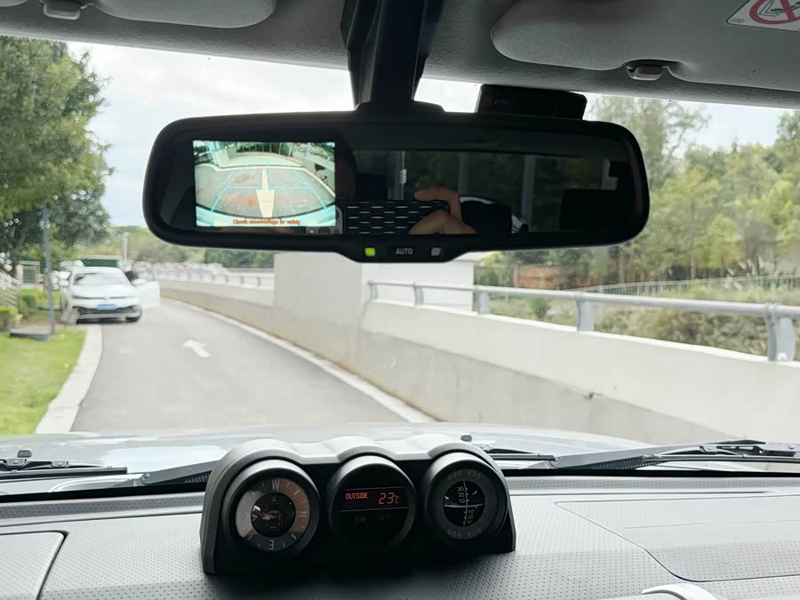 Toyota Reiz 2017 immagine di auto #12