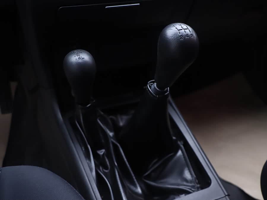 日产 日产帕拉丁 2016 汽车图片 #12