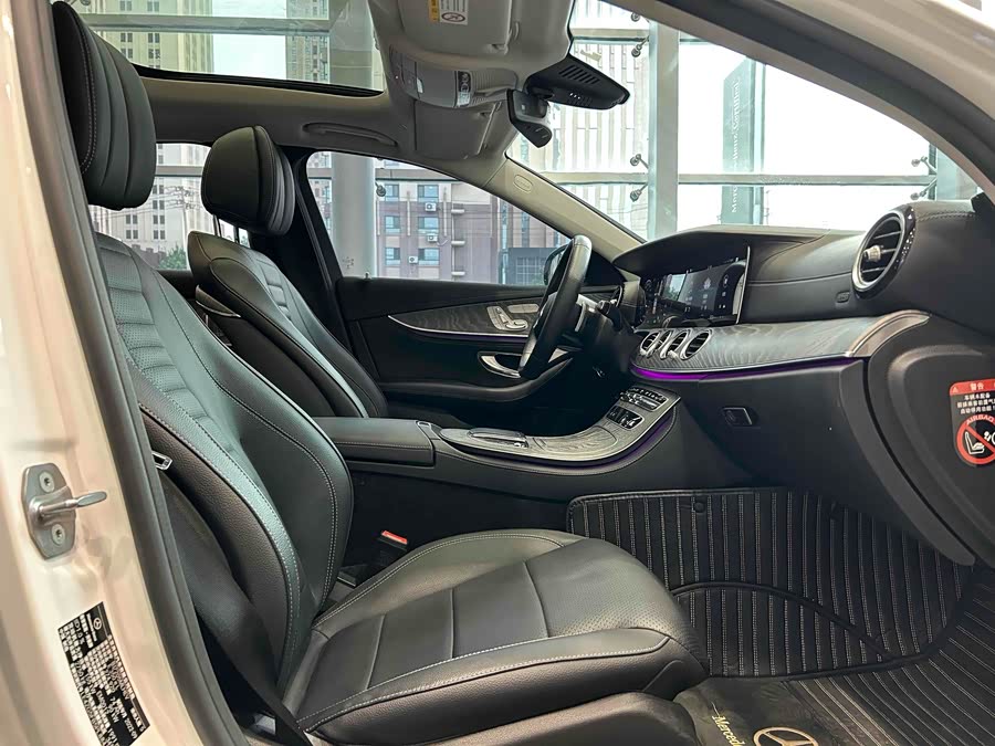 Mercedes-Benz E Class New Energy 2023 car image #12