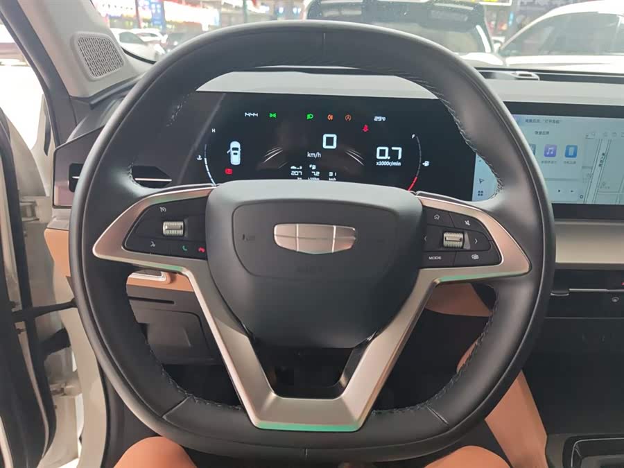 GEELY OkavangoPRO 2024 #12 GEELY OkavangoPRO 2024 car image #12