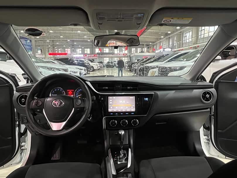Toyota Corolla 2017 #12 Toyota Corolla 2017 car image #12