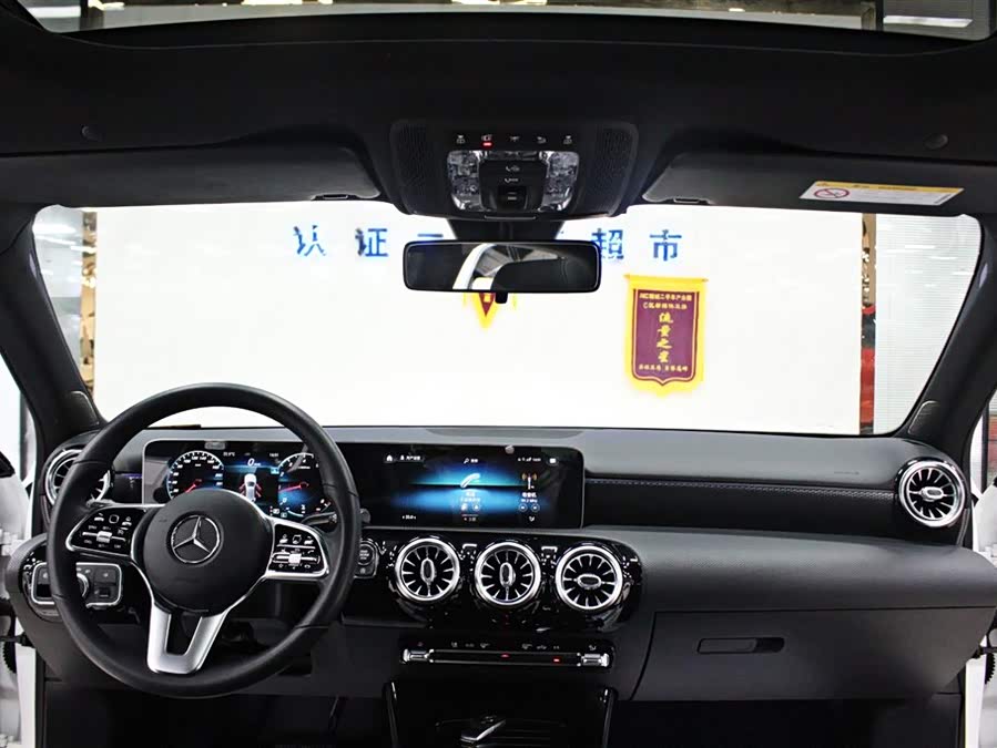 Mercedes-Benz A Class (Imported) 2020 #12 Mercedes-Benz A Class (Imported) 2020 car image #12