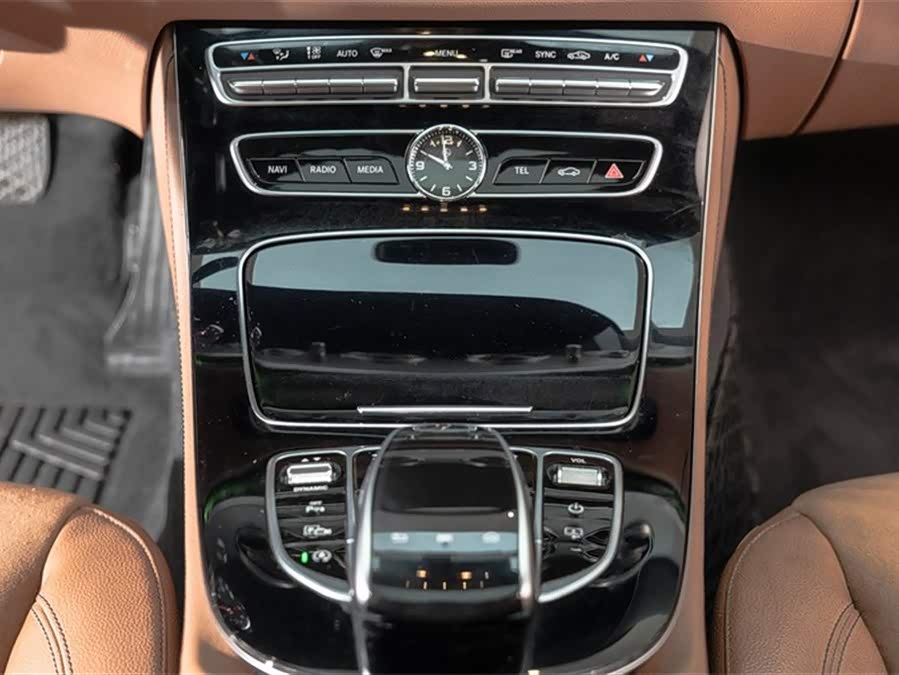 奔驰 奔驰E级 2017 汽车图片 #12