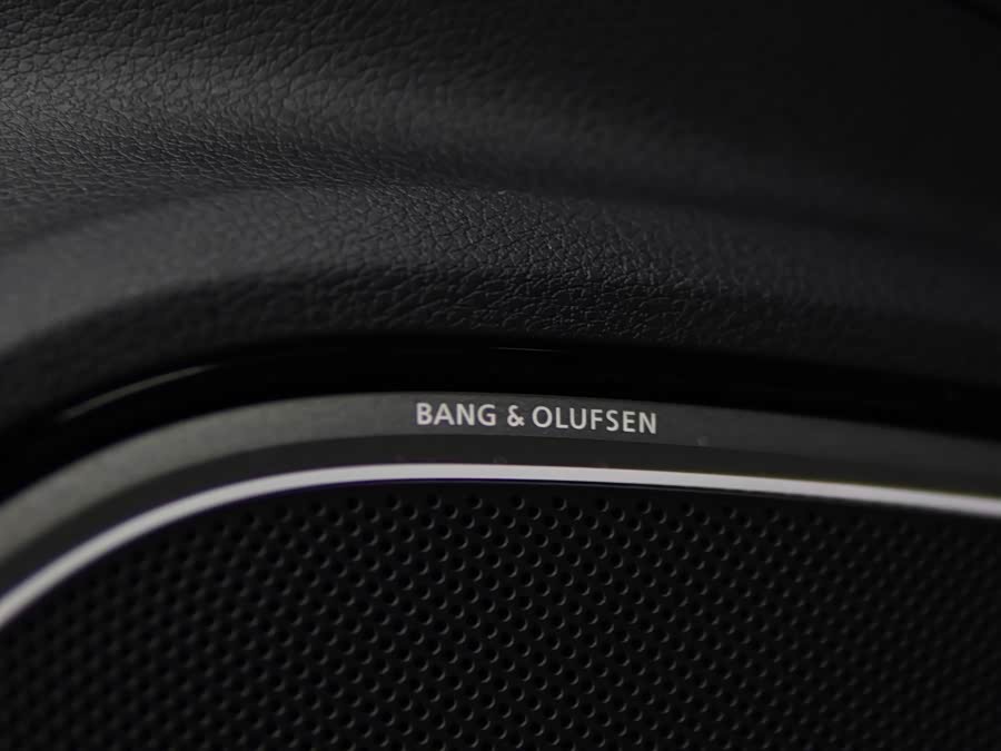 Audi RS 3 2017 car image #12