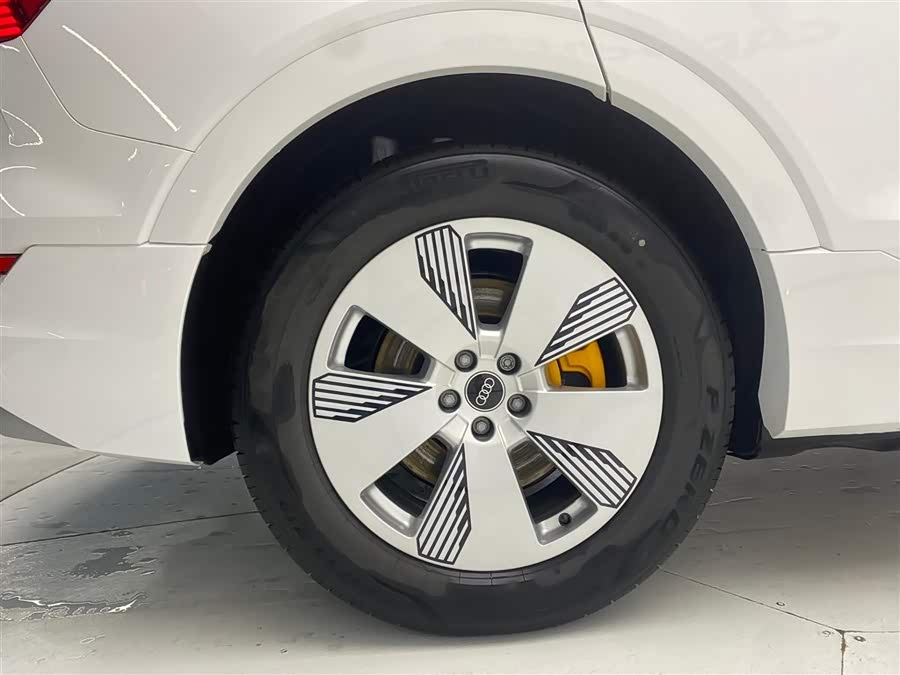 Mercedes-Benz SLK AMG 2025 #12 Mercedes-Benz SLK AMG 2025 صورة سيارة #12