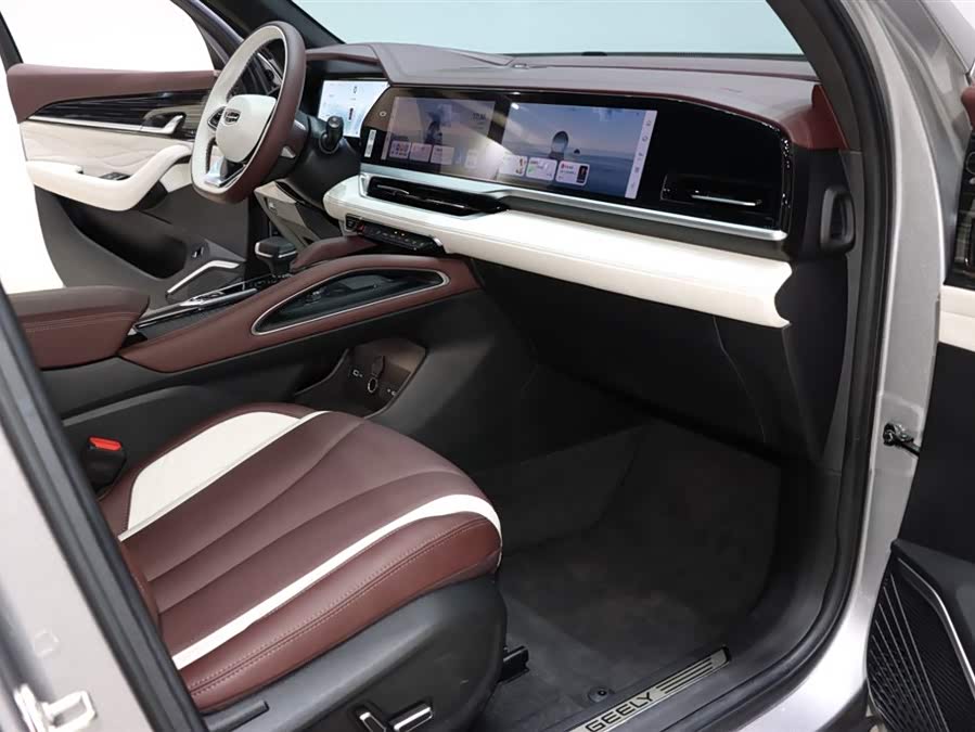 GEELY Monjaro MHEV 2024 car image #12