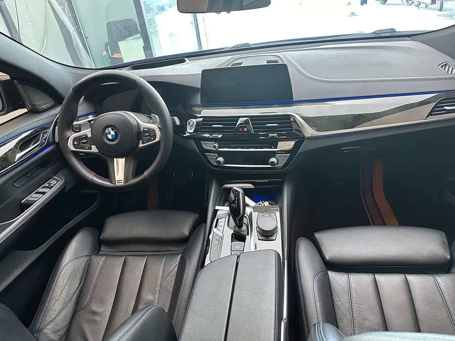 BMW 6 Series 2019 #12 BMW 6 Series 2019 car image #12