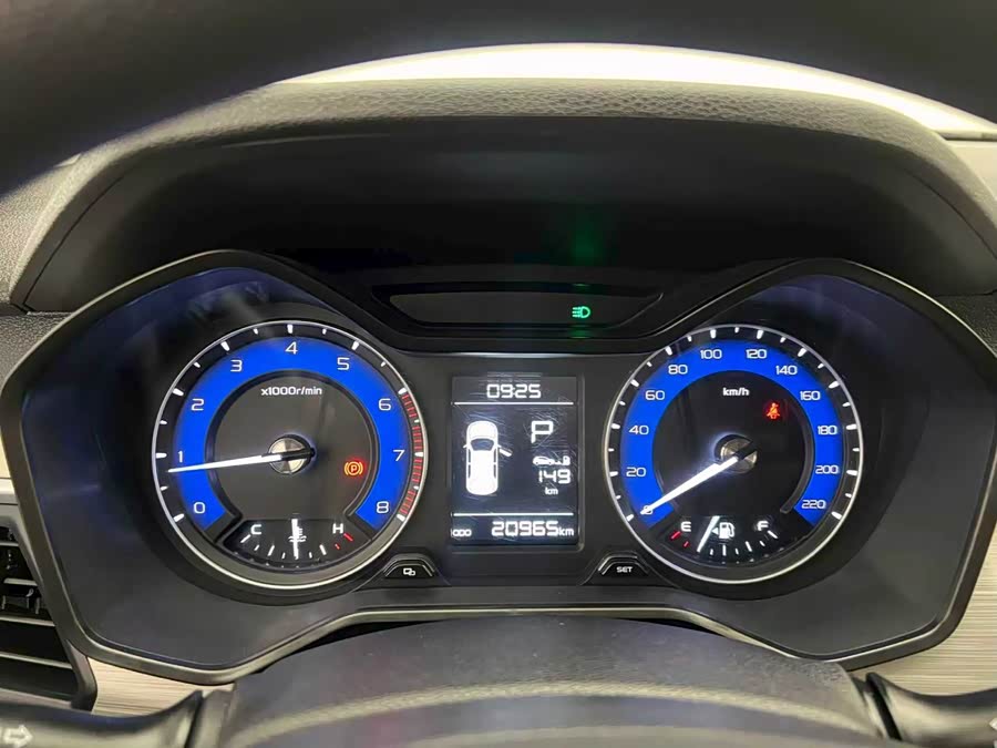 GEELY Monjaro MHEV 2021 #12 GEELY Monjaro MHEV 2021 car image #12