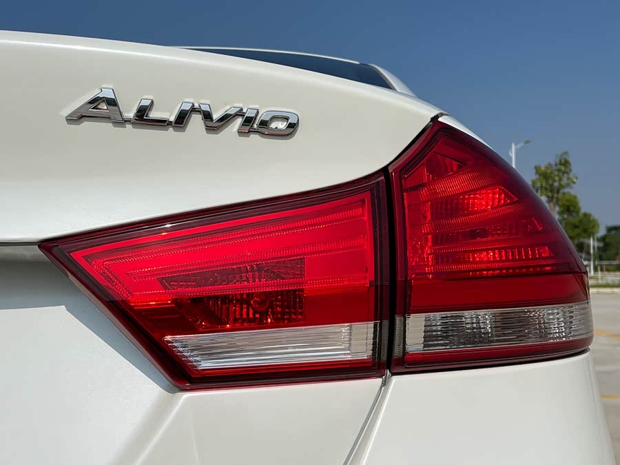 铃木 启悦 2017 汽车图片 #12