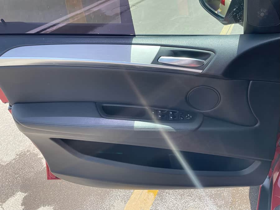 BMW X5 M 2010 #12 BMW X5 M 2010 car image #12