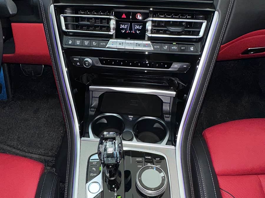 BMW 8 Series 2022 #12 BMW 8 Series 2022 car image #12