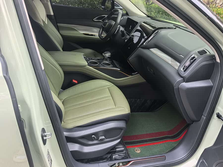 HongQi HS3 2023 صورة سيارة #12